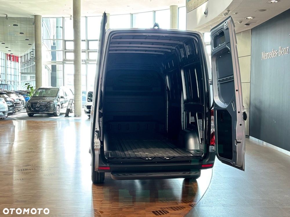 Mercedes-Benz Sprinter Furgon - 11