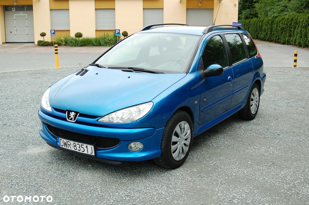 Peugeot 206 - 3