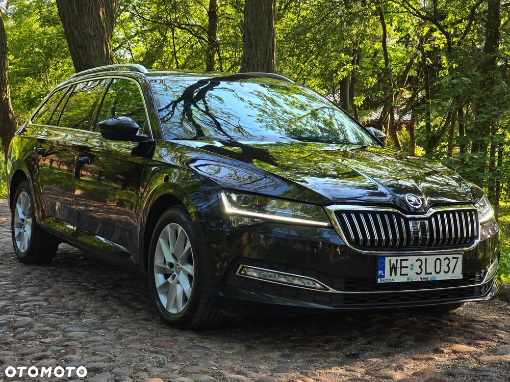 Skoda Superb 2.0 TDI SCR 4x4 Style DSG - 9