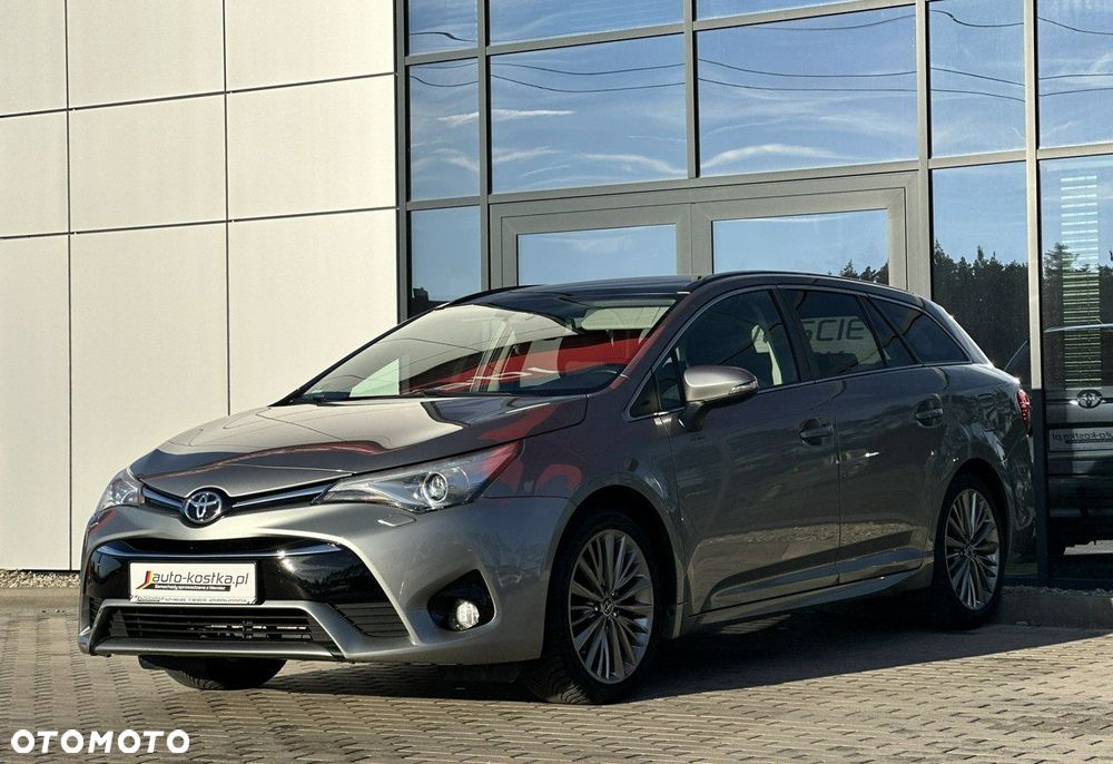 Toyota Avensis 1.8 Premium - 4