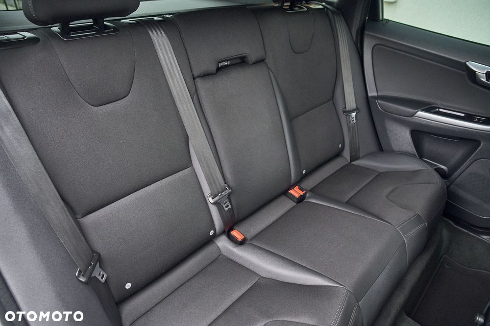 Volvo XC 60 D4 Summum - 25