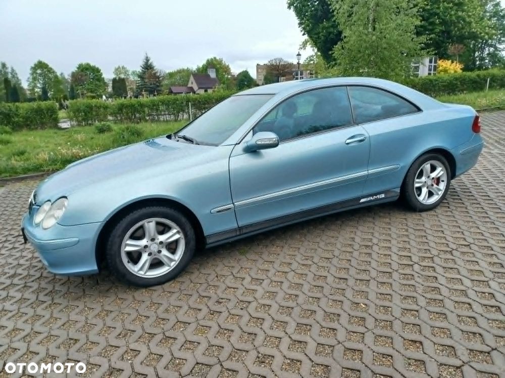 Mercedes-Benz CLK - 2