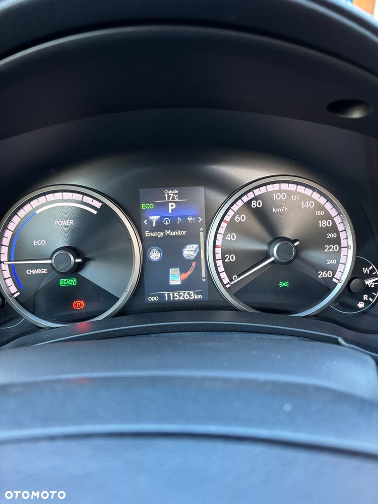 Lexus NX 300h F Sport AWD - 9