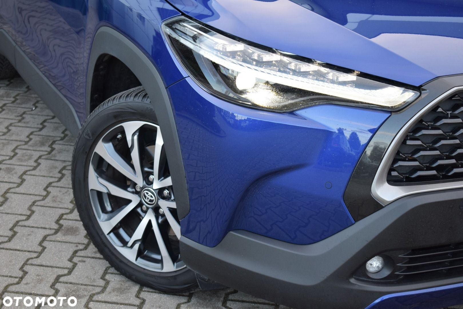 Toyota Corolla Cross - 11