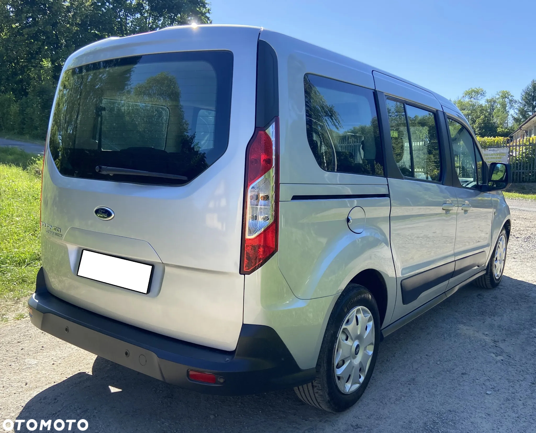 Ford Tourneo Connect 1.6 TDCi Trend - 10