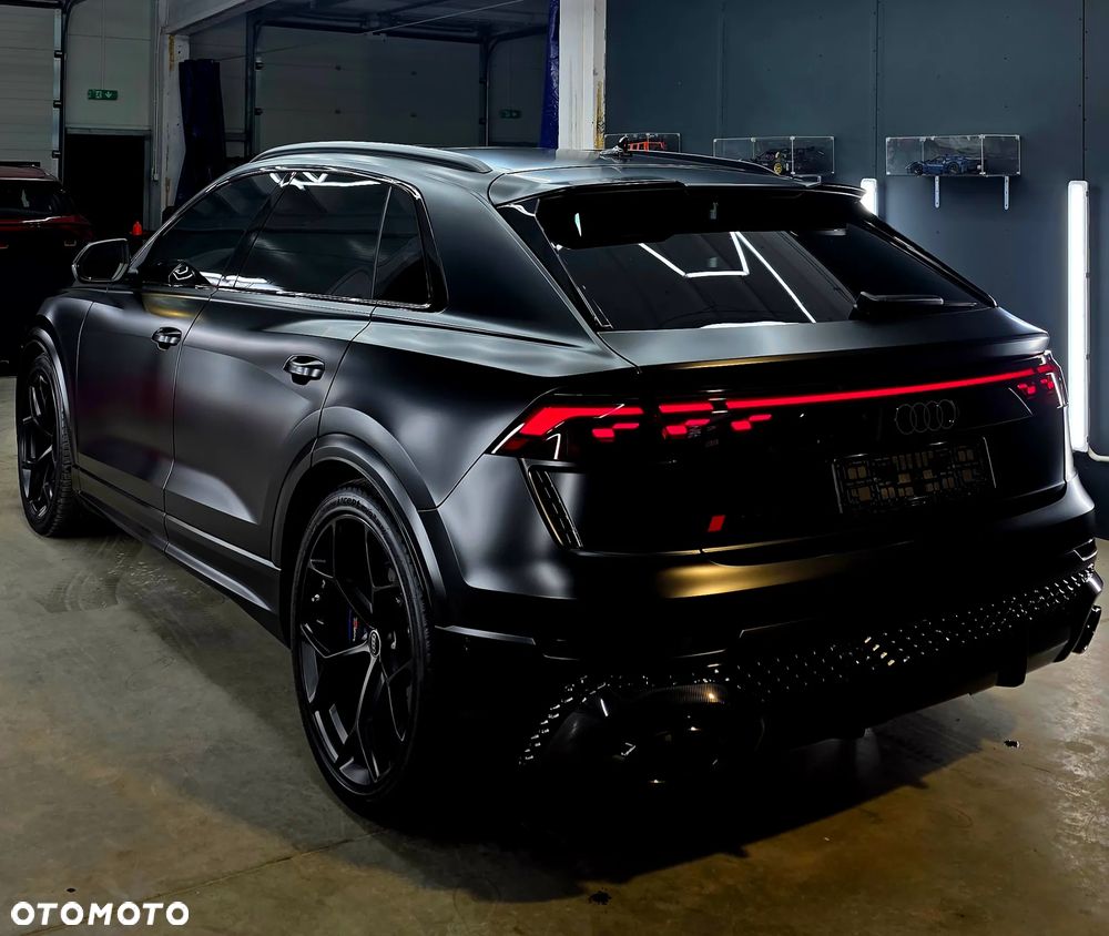 Audi RS Q8 - 5