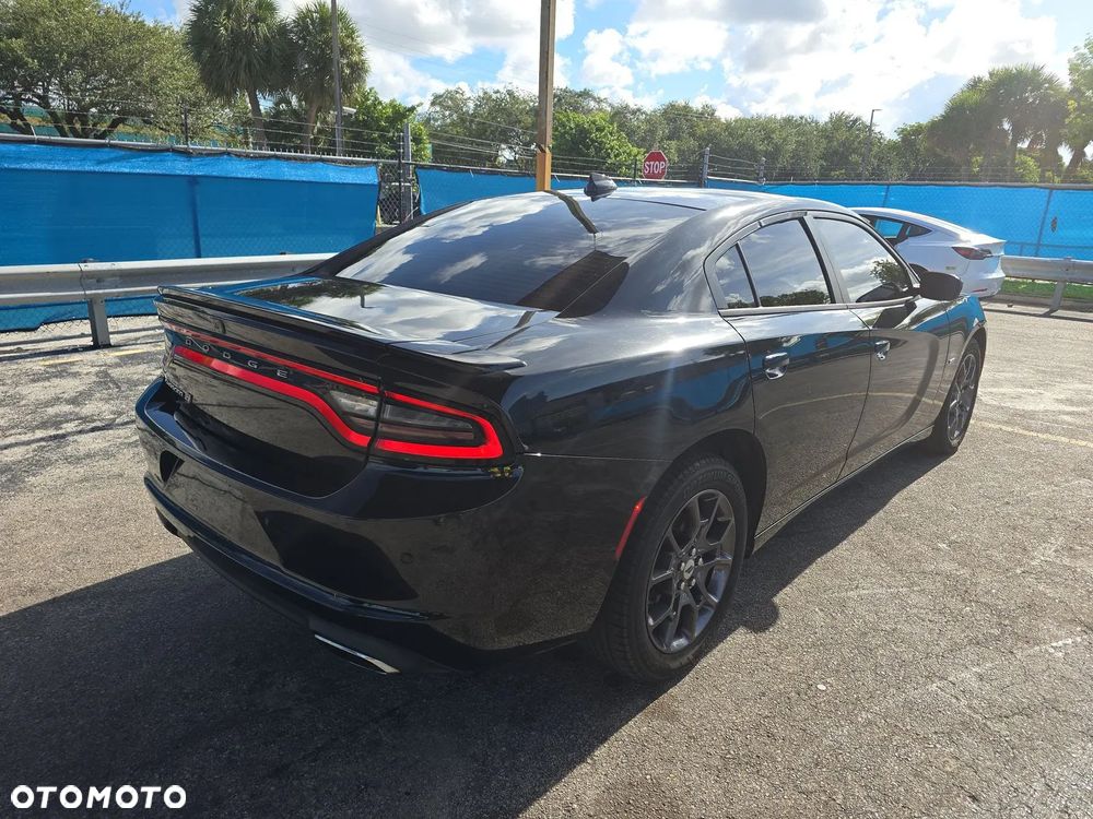 Dodge Charger 3.6 GT - 4