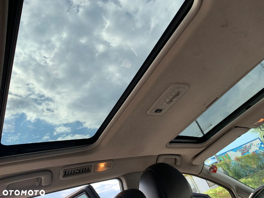 Mitsubishi Grandis 2.0 DID Intense - 2