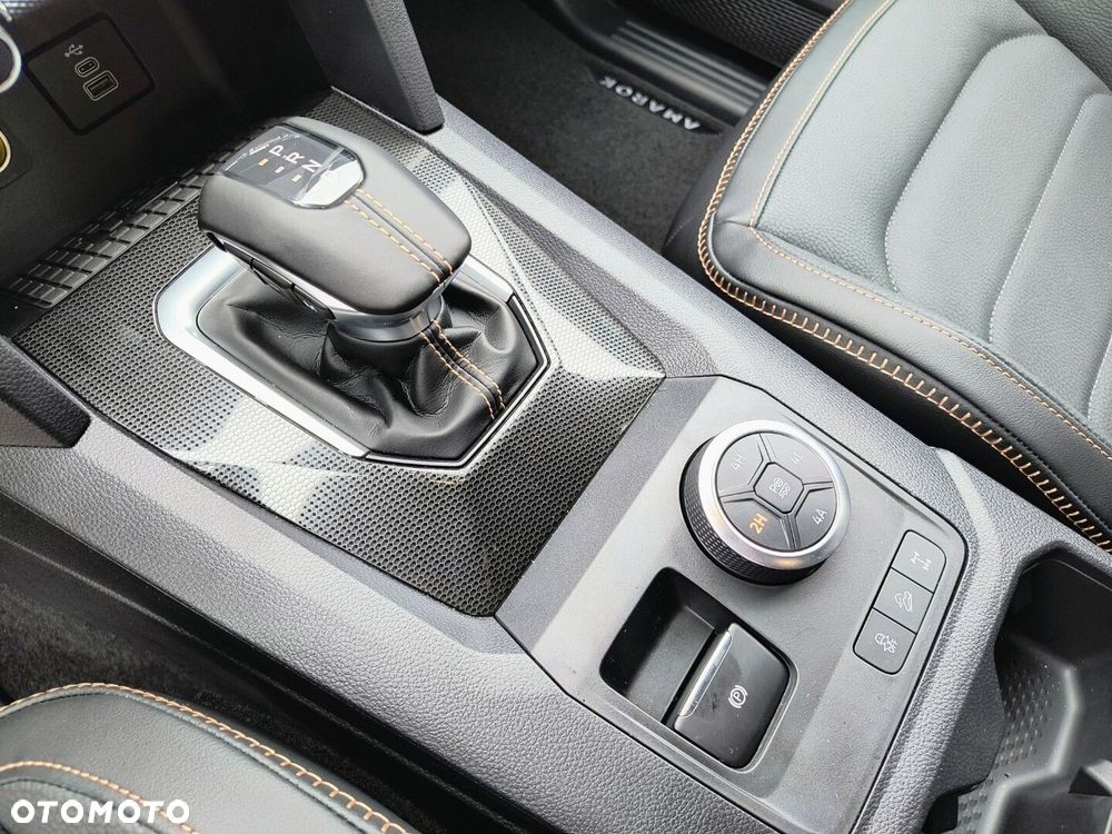 Volkswagen Amarok - 18