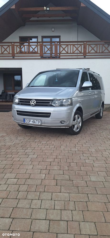 Volkswagen Caravelle - 1