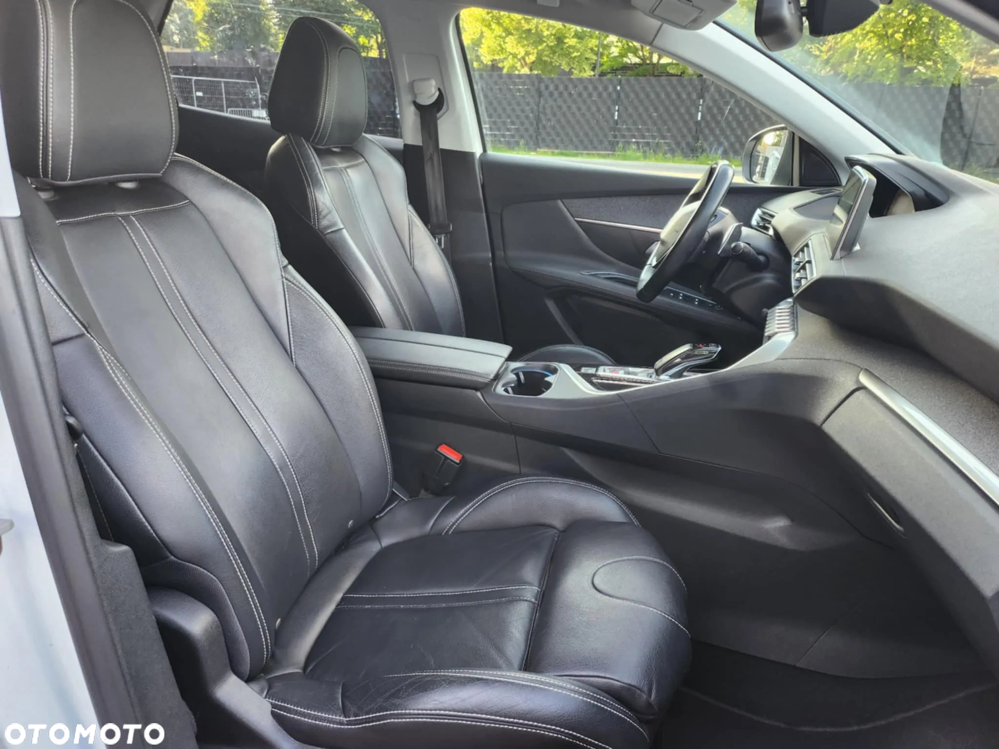 Peugeot 3008 - 11