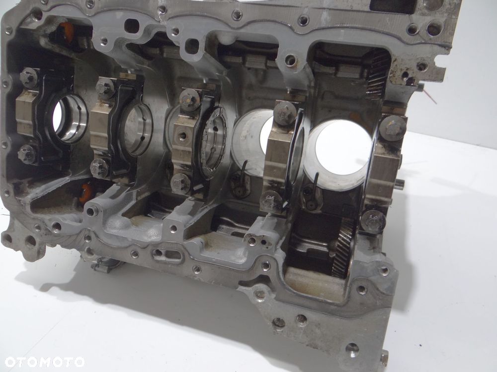 BLOK SILNIKA BMW X1 E84 N47D20C OE 7810596 - 5