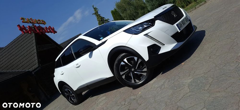 Peugeot 2008 1.5 BlueHDi Allure S&S EAT8 - 5