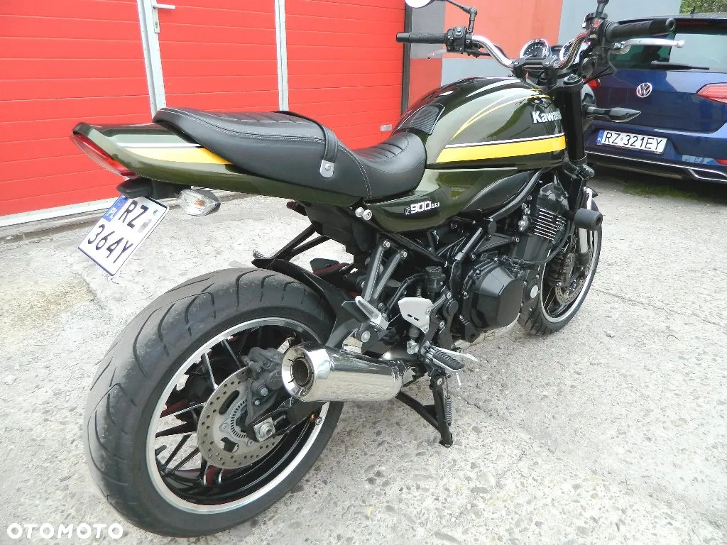 Kawasaki Z 900 RS - 7