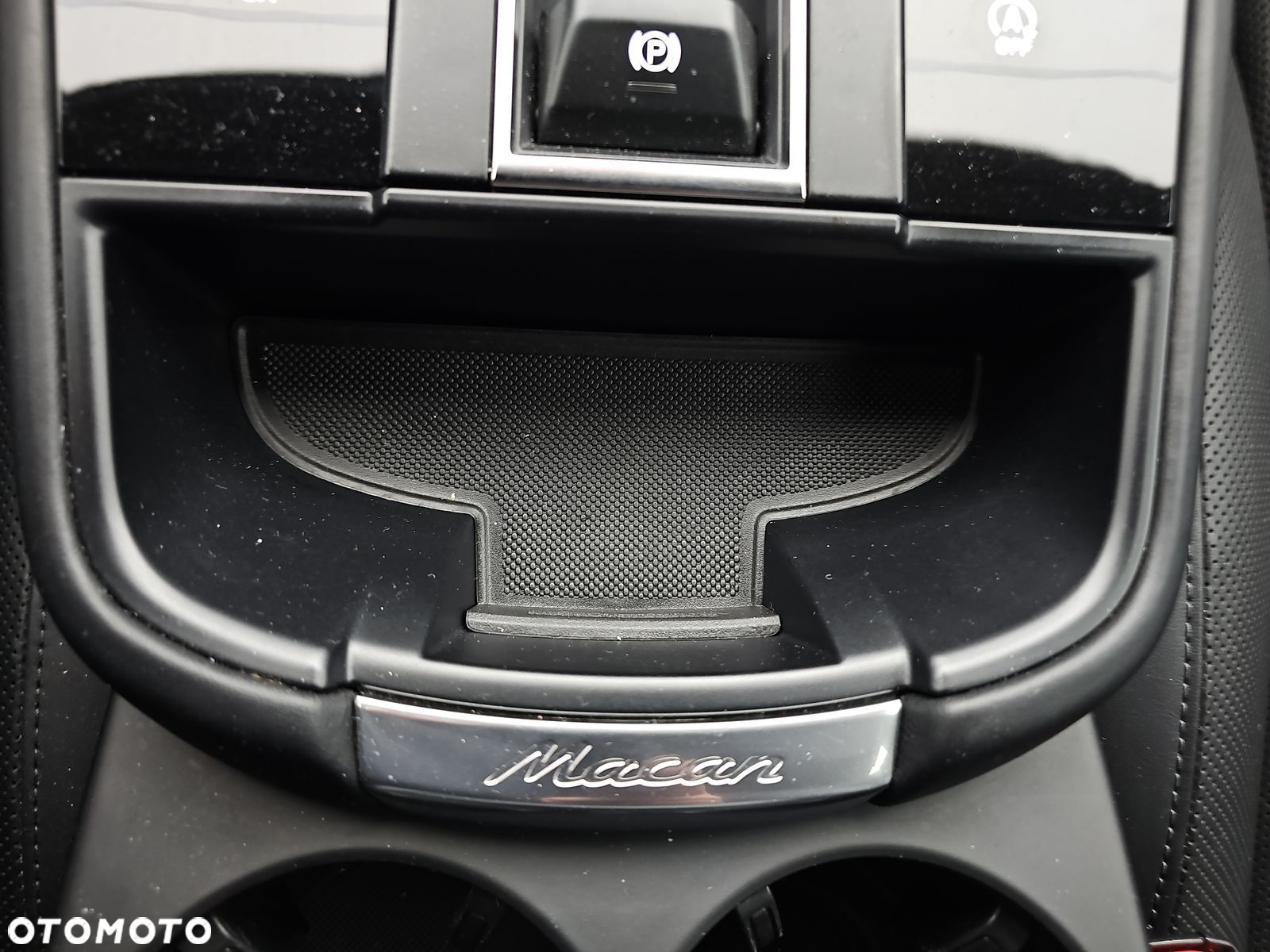 Porsche Macan T - 28