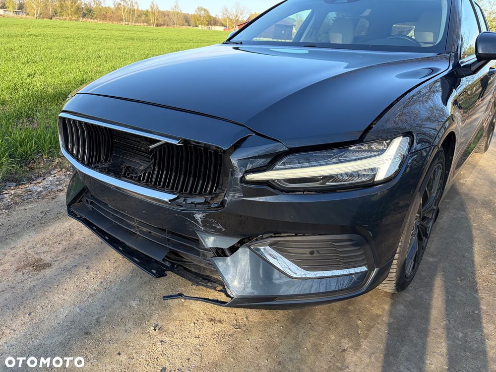 Volvo V60 T6 AWD Recharge Geartronic Inscription - 8