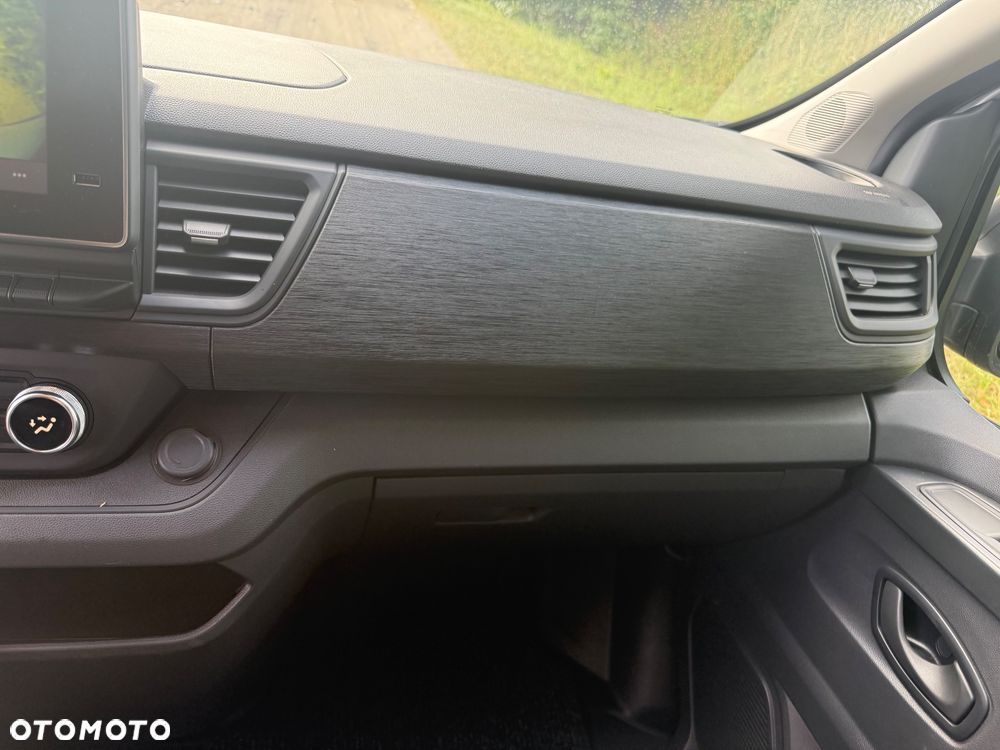 Renault Trafic - 26