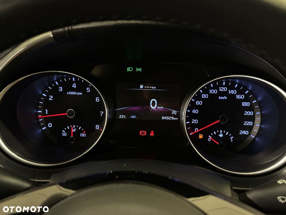 Kia Ceed - 16