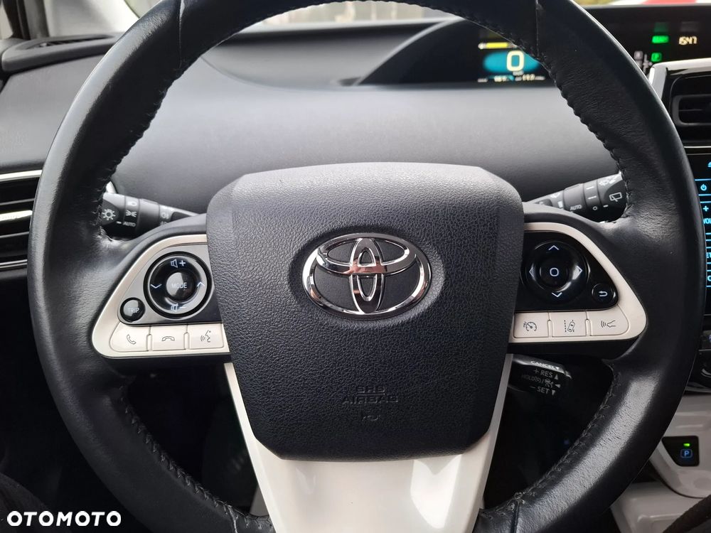 Toyota Prius 1.8 Hybrid Prestige - 18