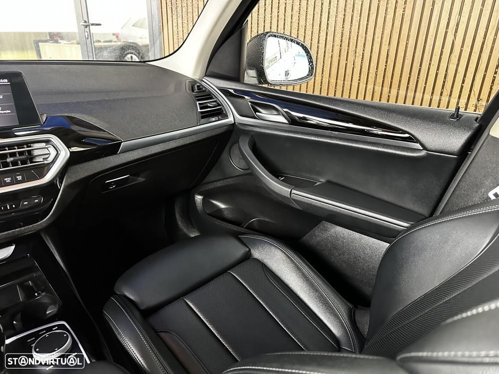 BMW X3 30 e xDrive xLine - 37