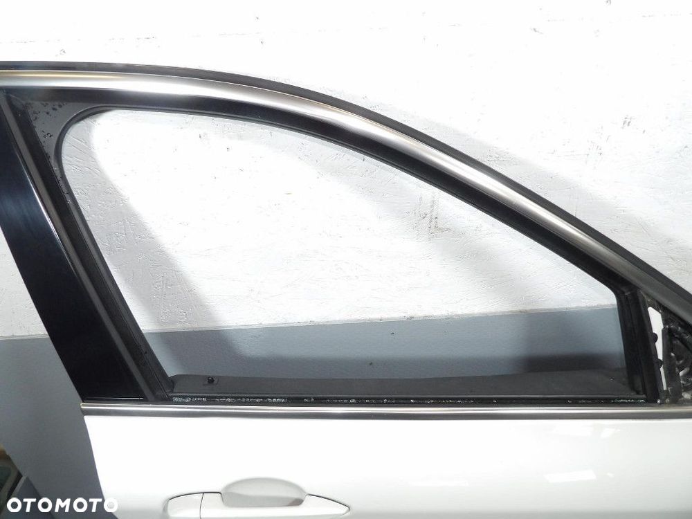 BMW X1 F48 DRZWI PRZÓD PRAWE A96 - 2