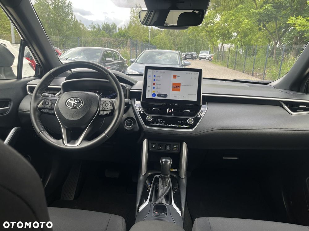 Toyota Corolla Cross - 6