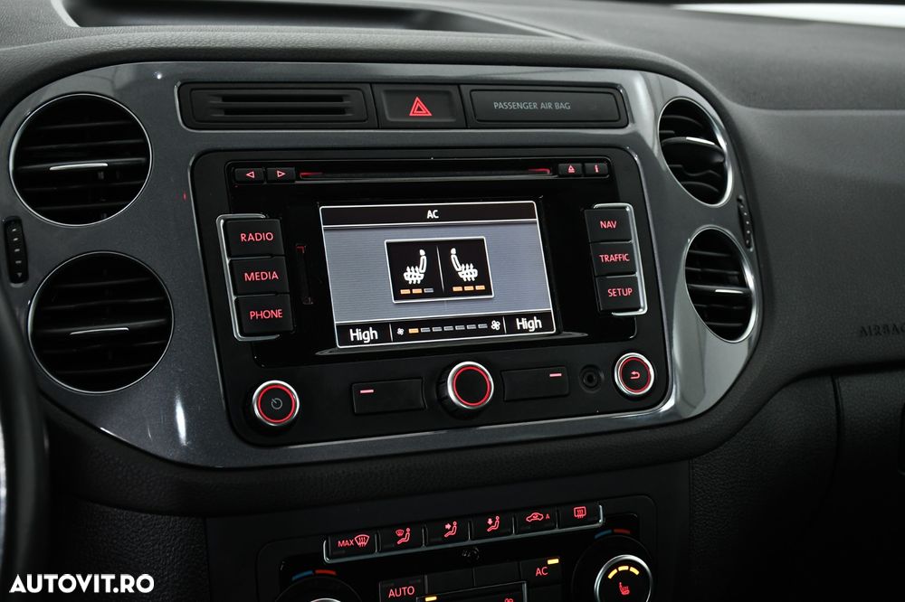 Volkswagen Tiguan - 17