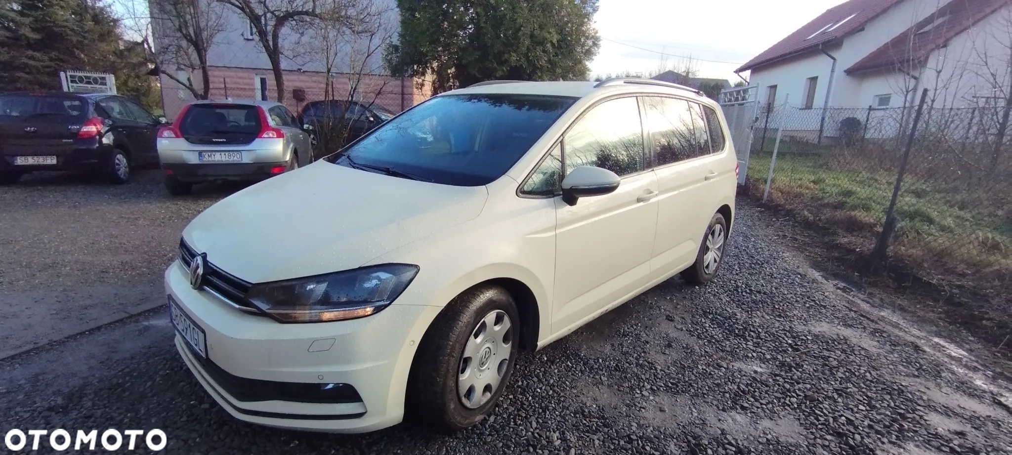 Volkswagen Touran 2.0 TDI SCR DSG Comfortline - 3