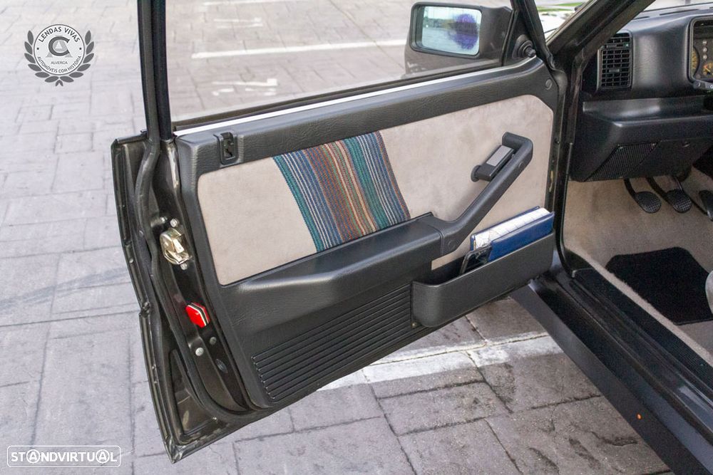 Lancia Delta 1.6 HF Turbo - 18