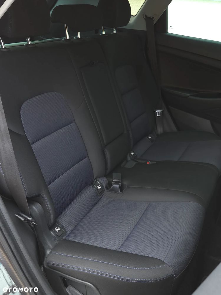 Hyundai Tucson 2.0 CRDI BlueDrive Style 2WD - 29