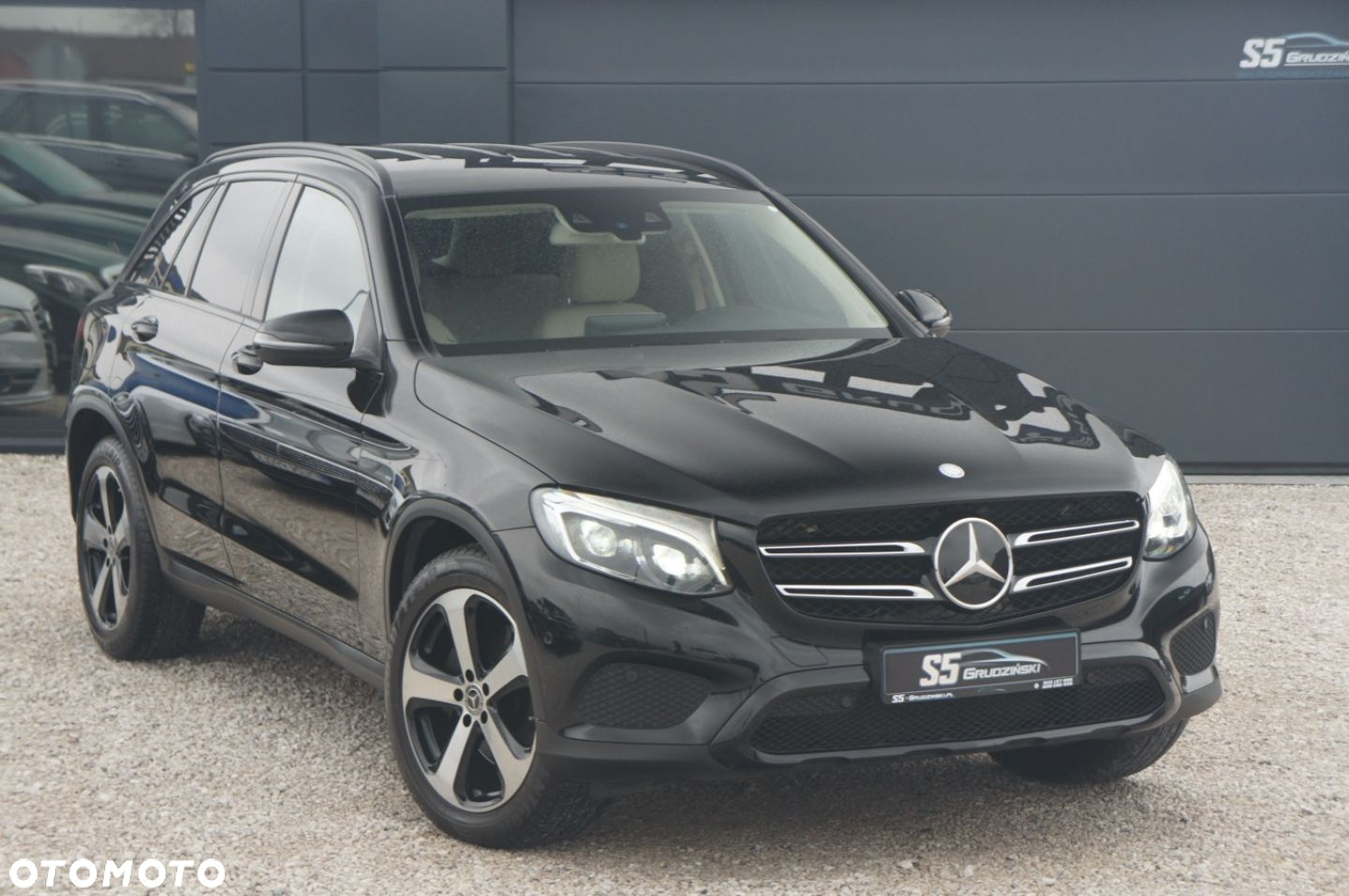 Mercedes-Benz GLC - 2