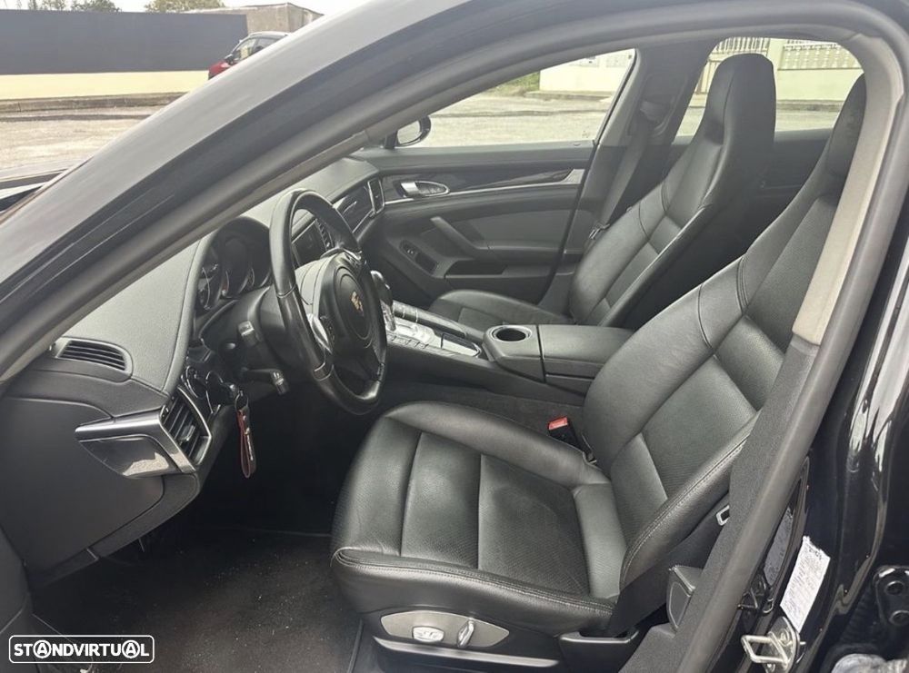 Porsche Panamera Standard - 8