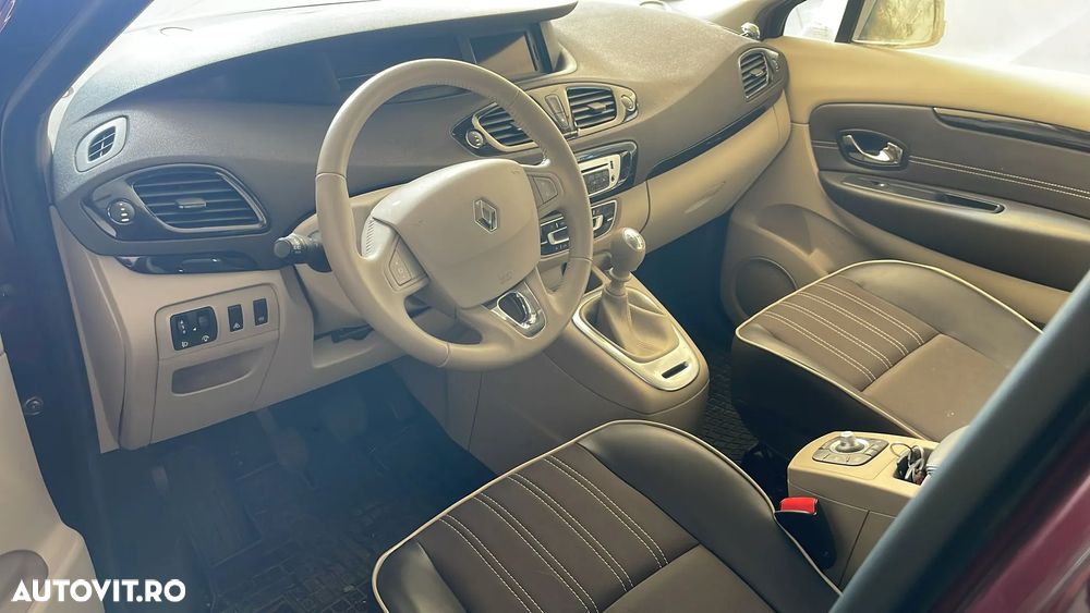 Dezmembrez piese Scenic 3 2013 - 3