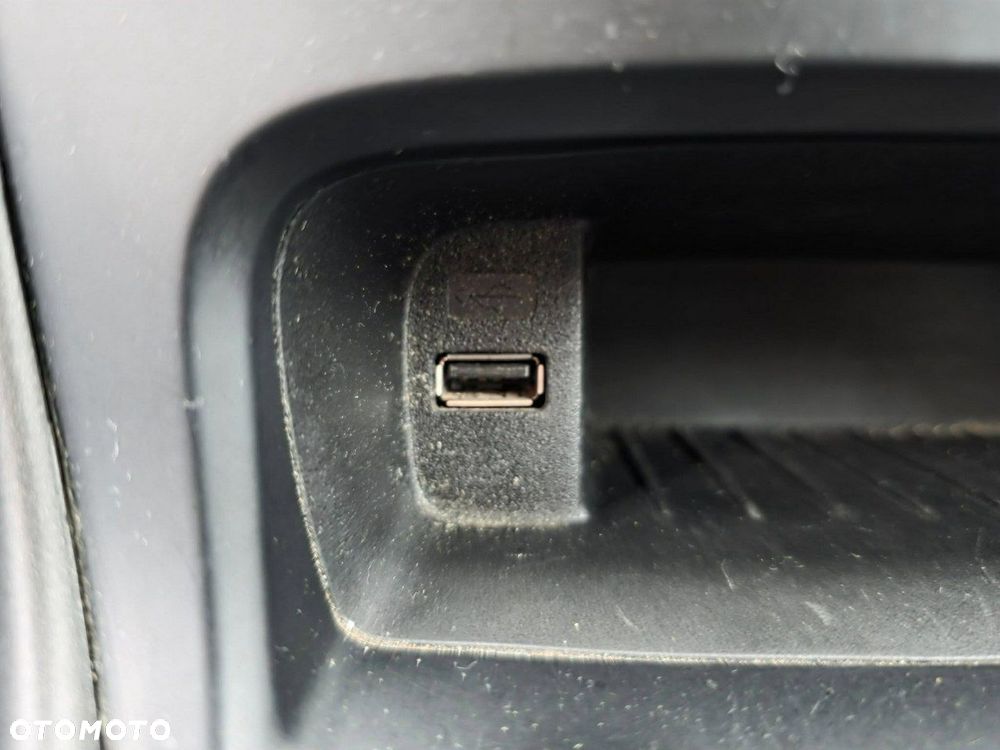 Ford Focus 1.0 EcoBoost Gold X (Edition) - 28