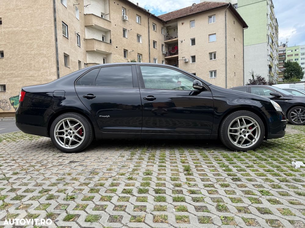 Volkswagen Jetta 1.4 TSI Trendline - 7