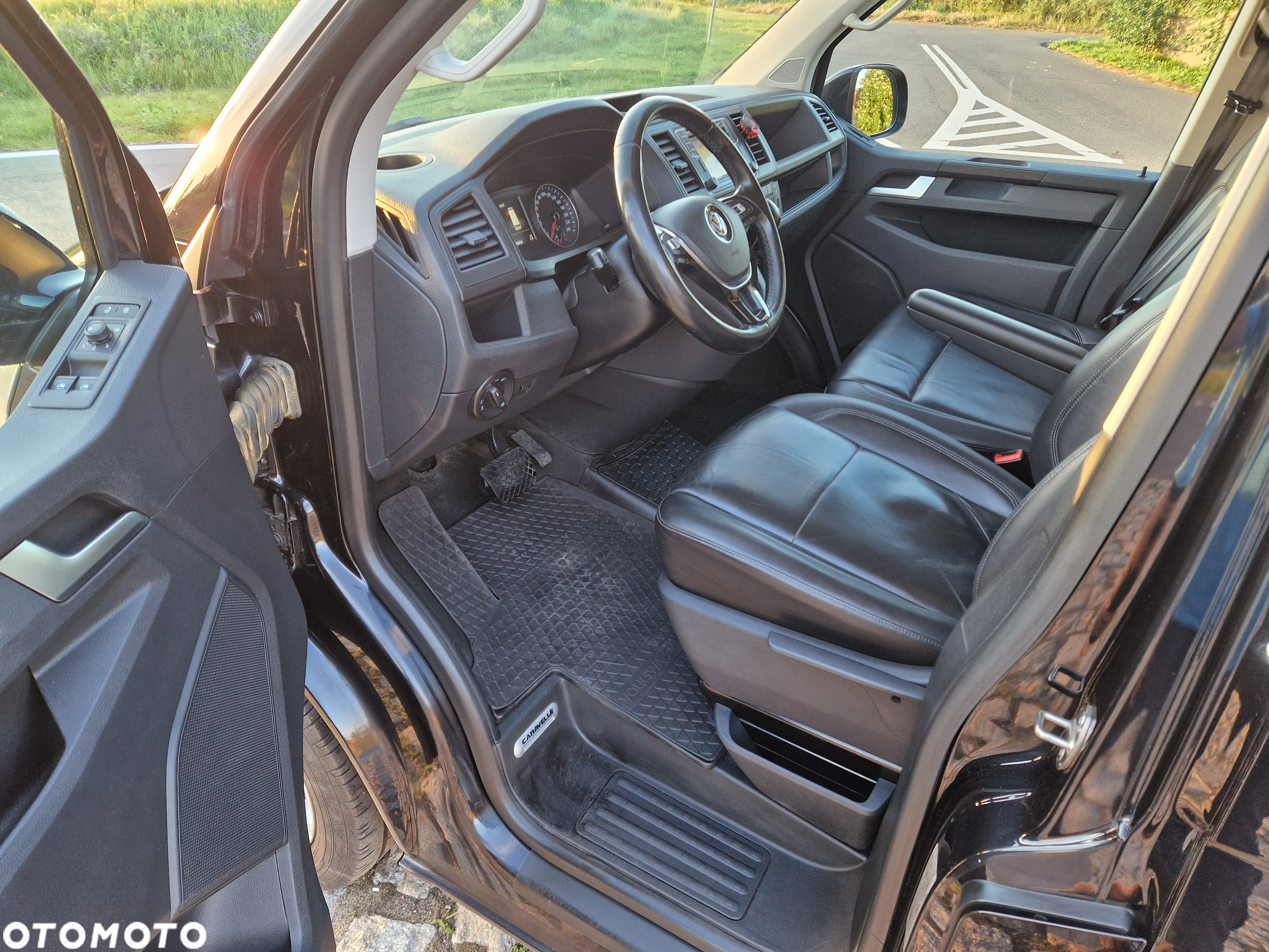 Volkswagen Caravelle 2.0 BiTDI L2 Highline 4Motion DSG - 14