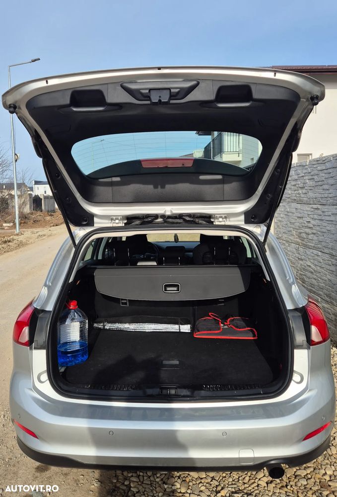 Ford Focus 1.5 EcoBlue Trend Edition - 4