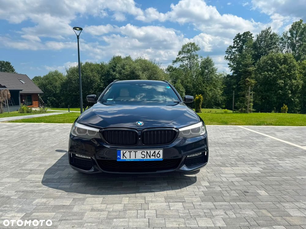 BMW Seria 5 520d xDrive M Sport sport - 2
