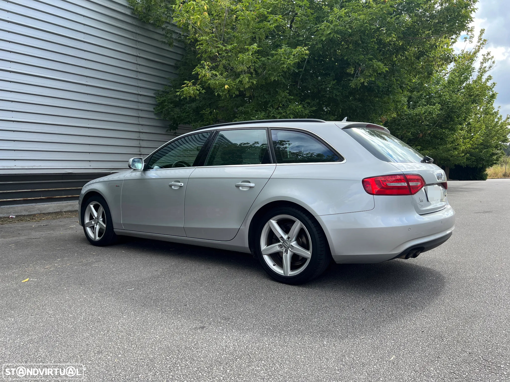 Audi A4 Avant 2.0 TDI S-line - 4