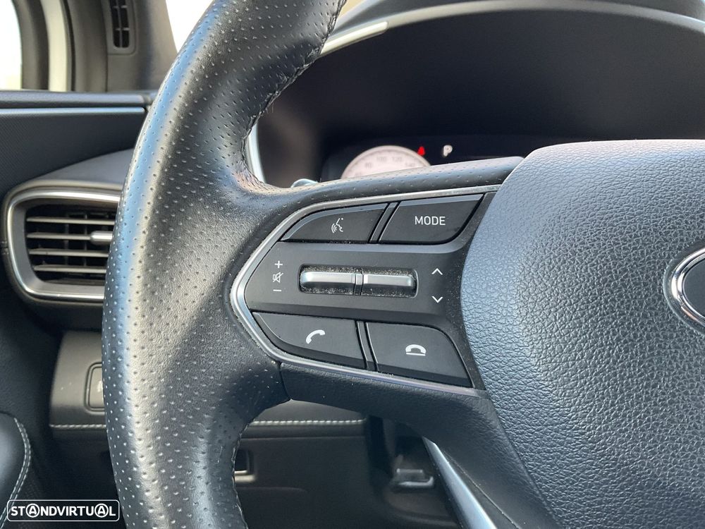 Hyundai Santa Fe 2.2 CRDi Vanguard+Luxury Pack - 47