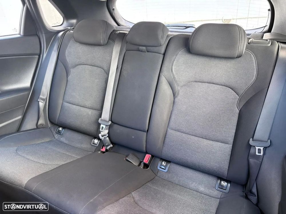 Hyundai i30 1.6 CRDi STyle Plus - 52