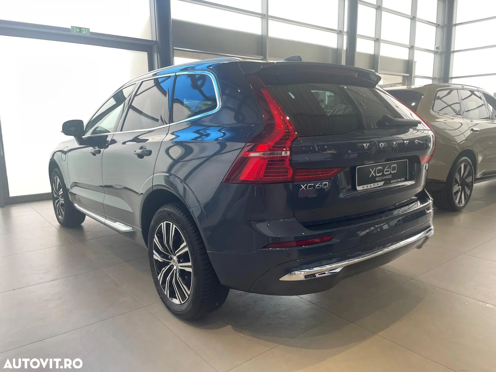 Volvo XC 60 T6 AWD Recharge Geartronic Inscription - 6