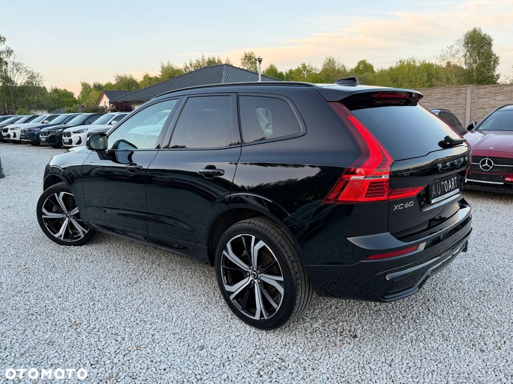 Volvo XC 60 B4 D AWD Ultimate Dark - 10
