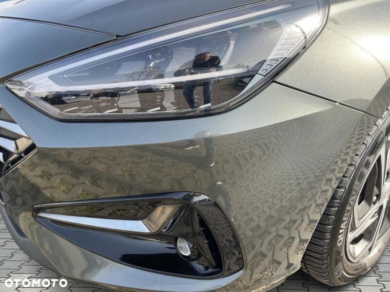 Hyundai i30 - 24