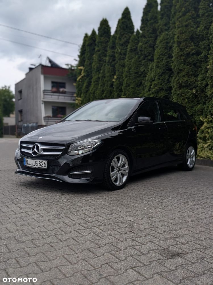 Mercedes-Benz Klasa B 180 Edition - 4