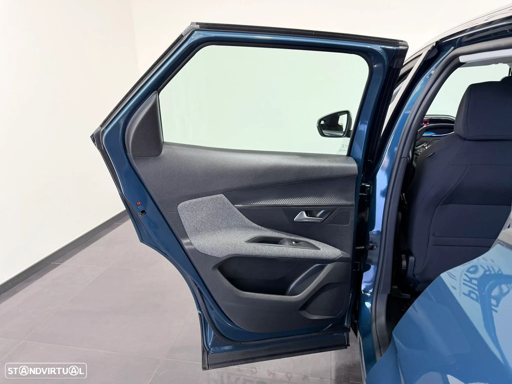 Peugeot 3008 1.5 BlueHDi Active - 42