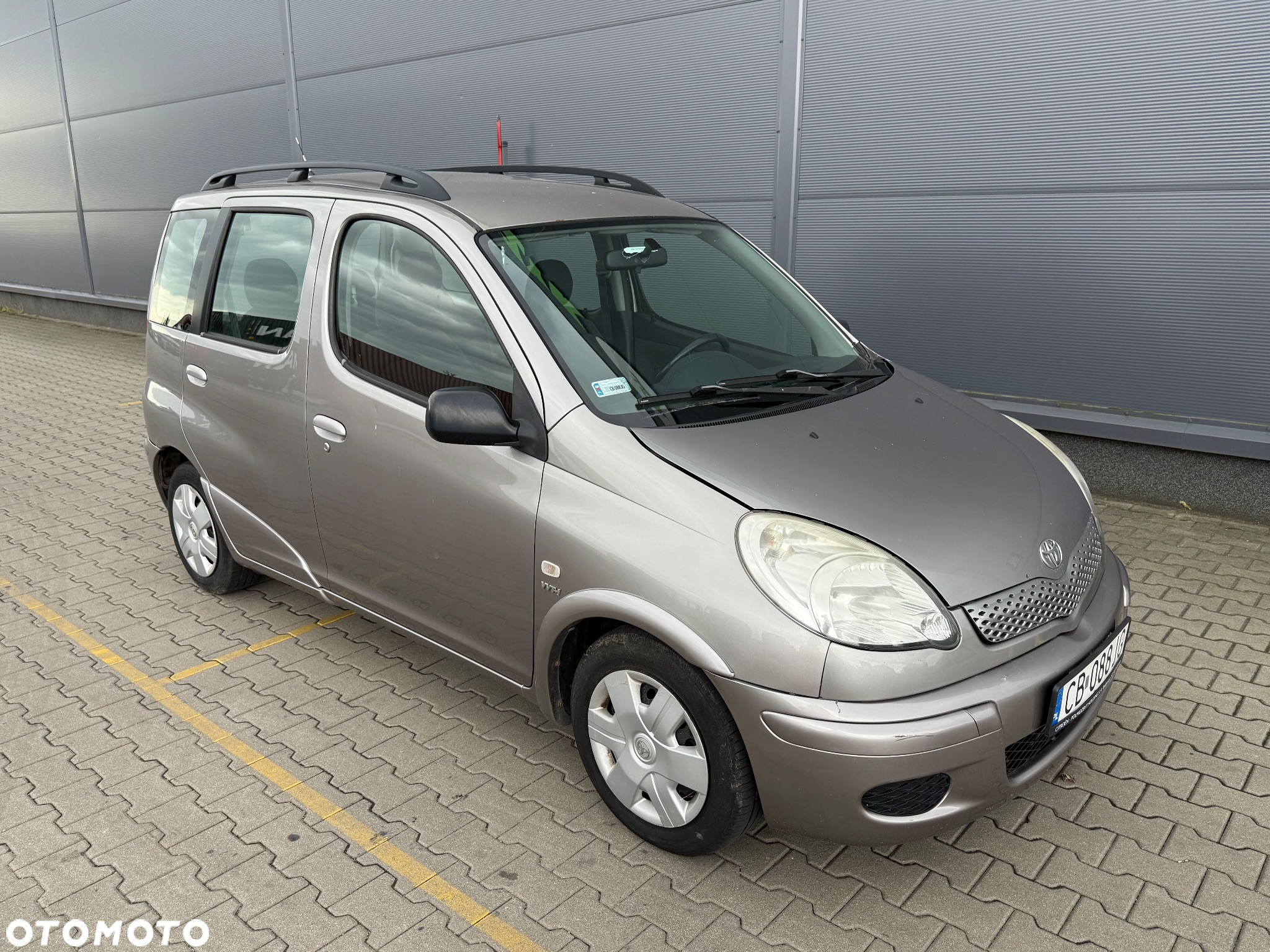 Toyota Yaris Verso 1.3 Automatik Sol - 3
