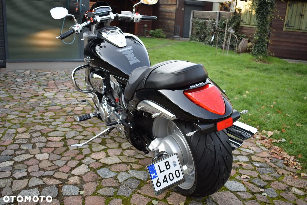 Suzuki Intruder - 29