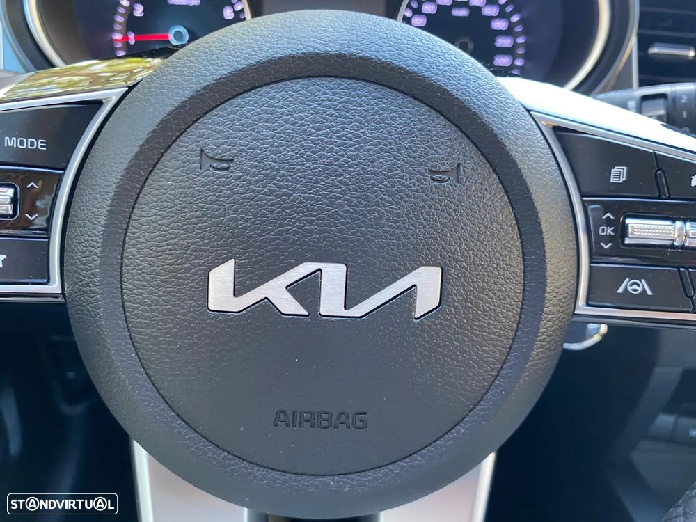 Kia XCeed - 19
