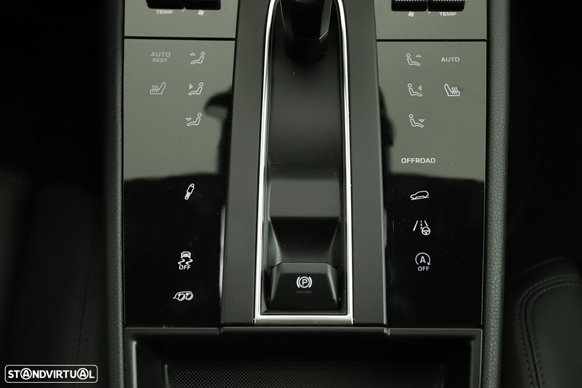 Porsche Macan - 18